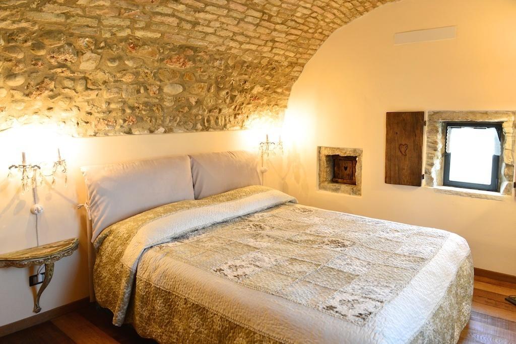 Agriturismo C'Era Una Volta Camporosso Szoba fotó